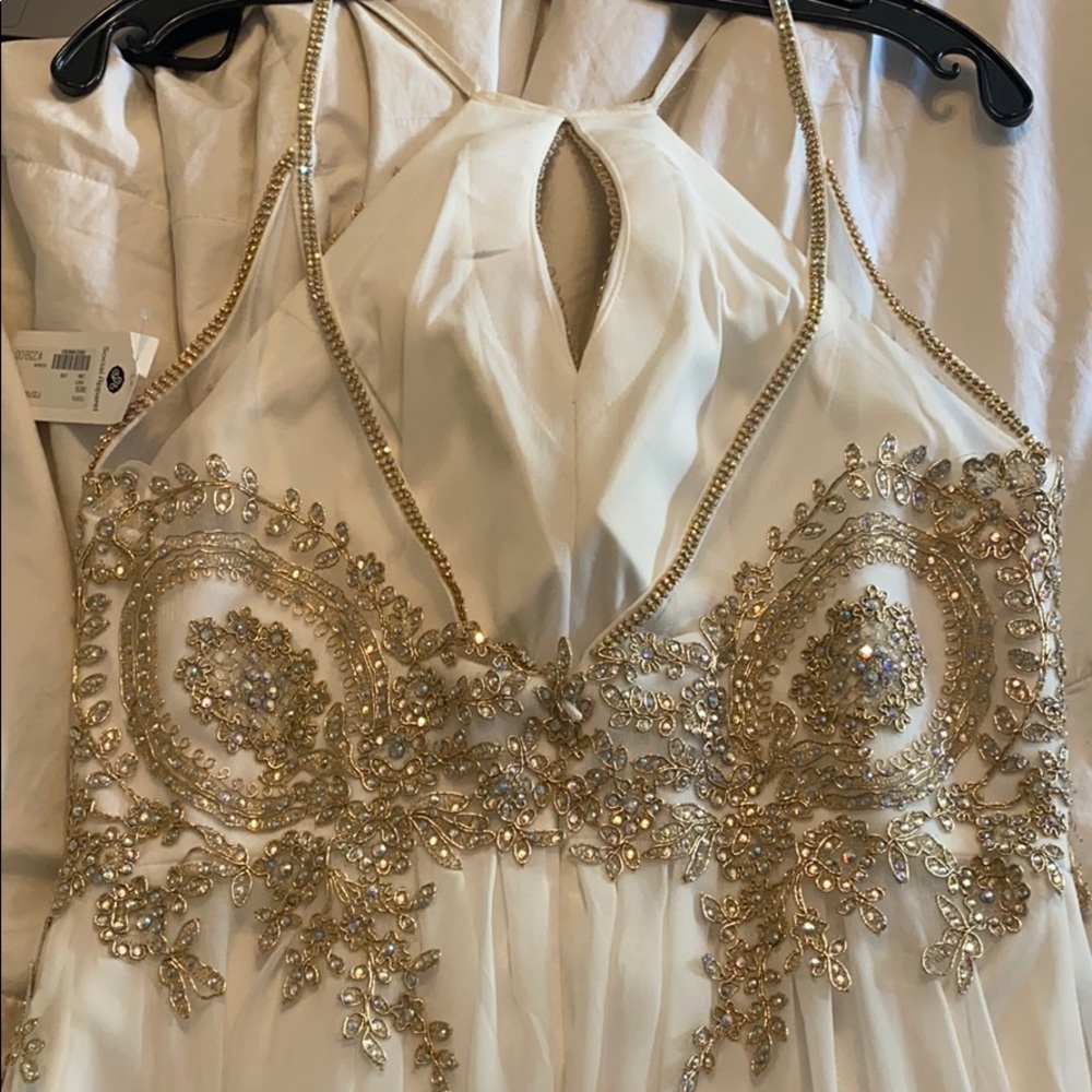 Prom Dress - Picture 4 of 5